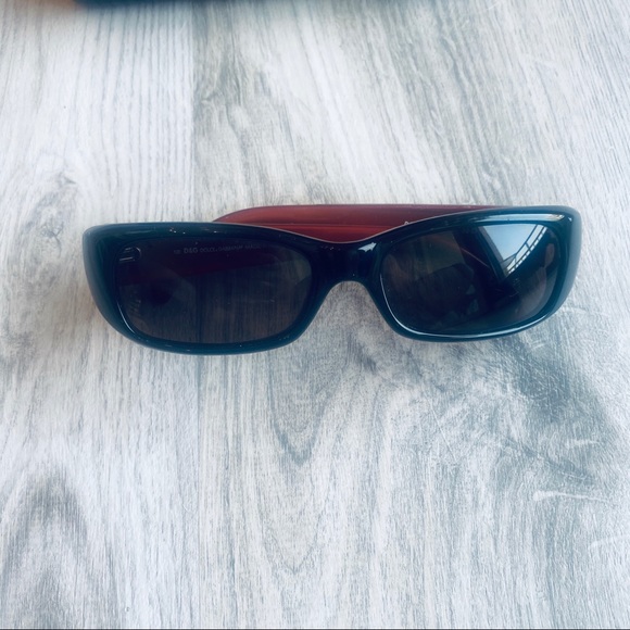 Authentic Dolce & Gabbana Sunglasses. - Picture 7 of 7